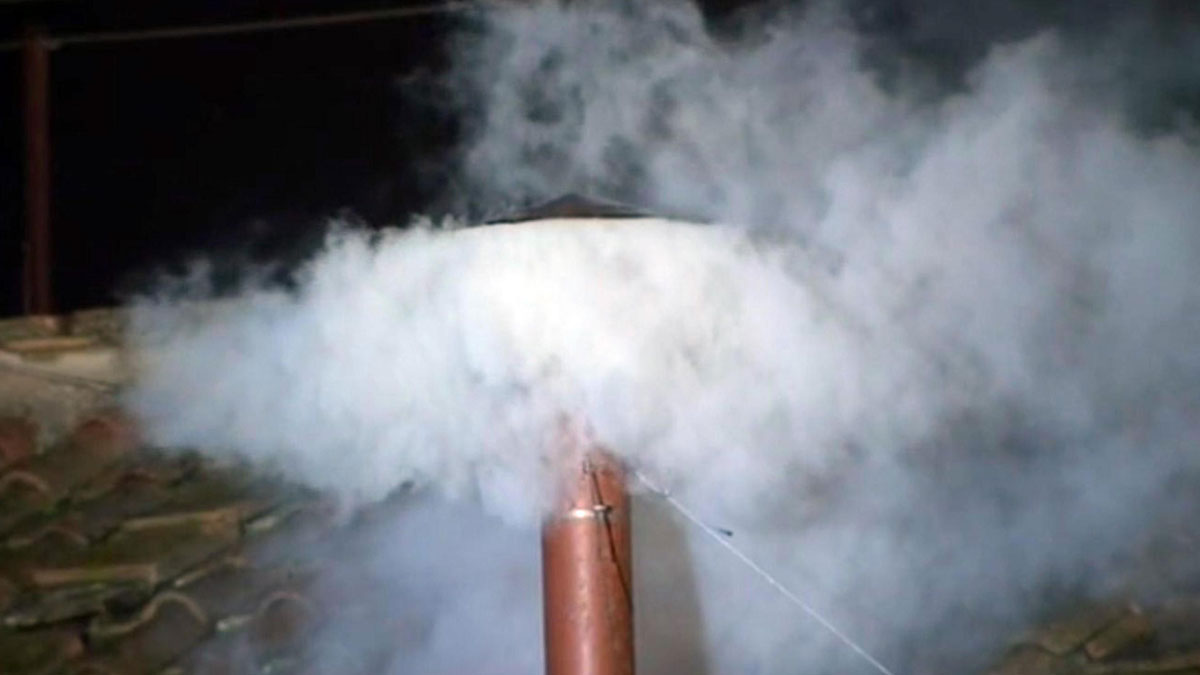 fumata bianca nera come si ottiene