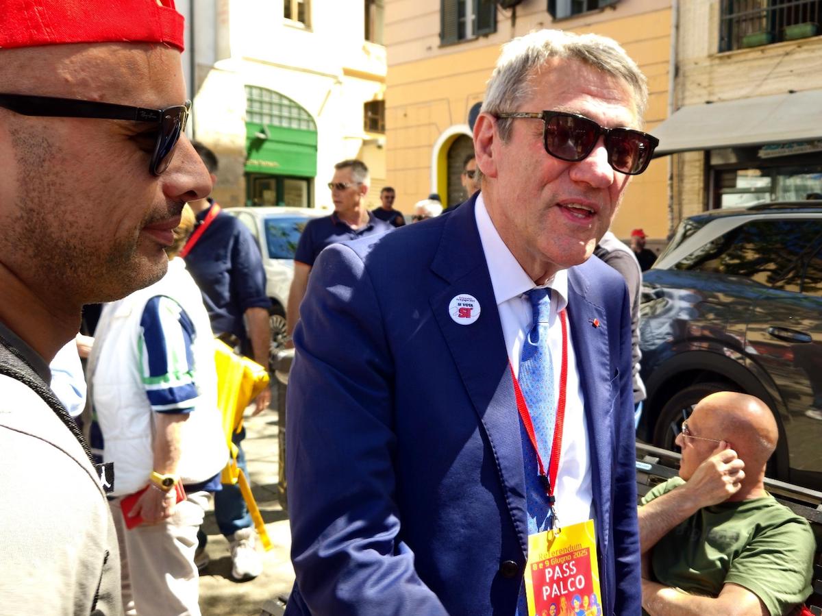 maurizio landini referendum