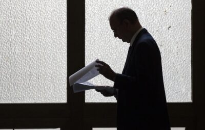 scuola libri scolastici valditara