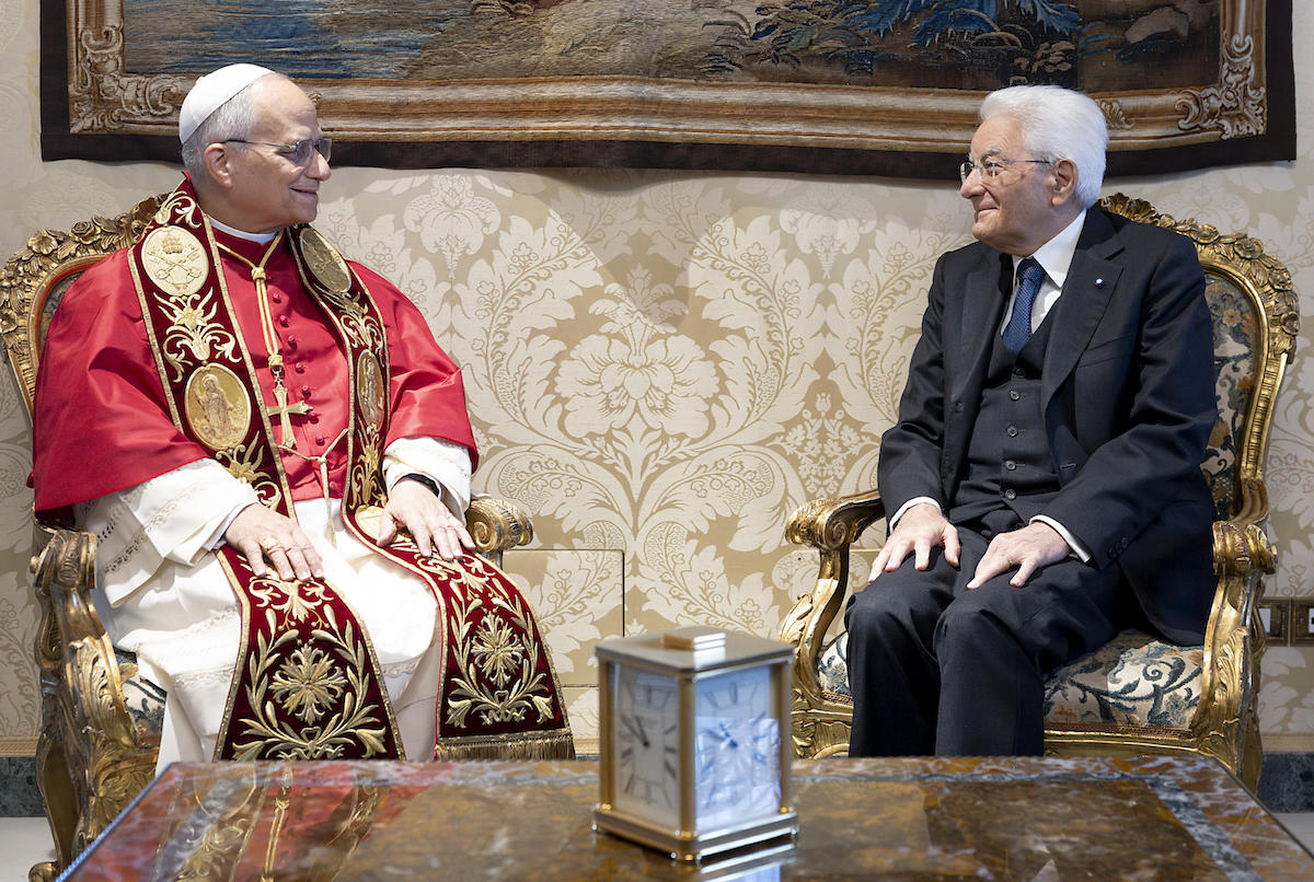 papa leone mattarella