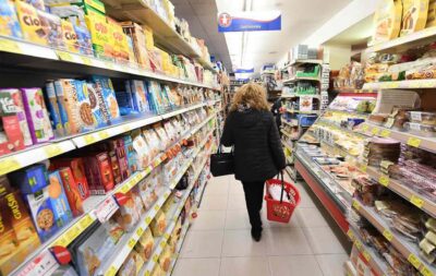 Spesa al supermercato buoni pasto